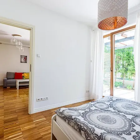 Apartment Powisle With Garage Varšava Exteriér fotografie